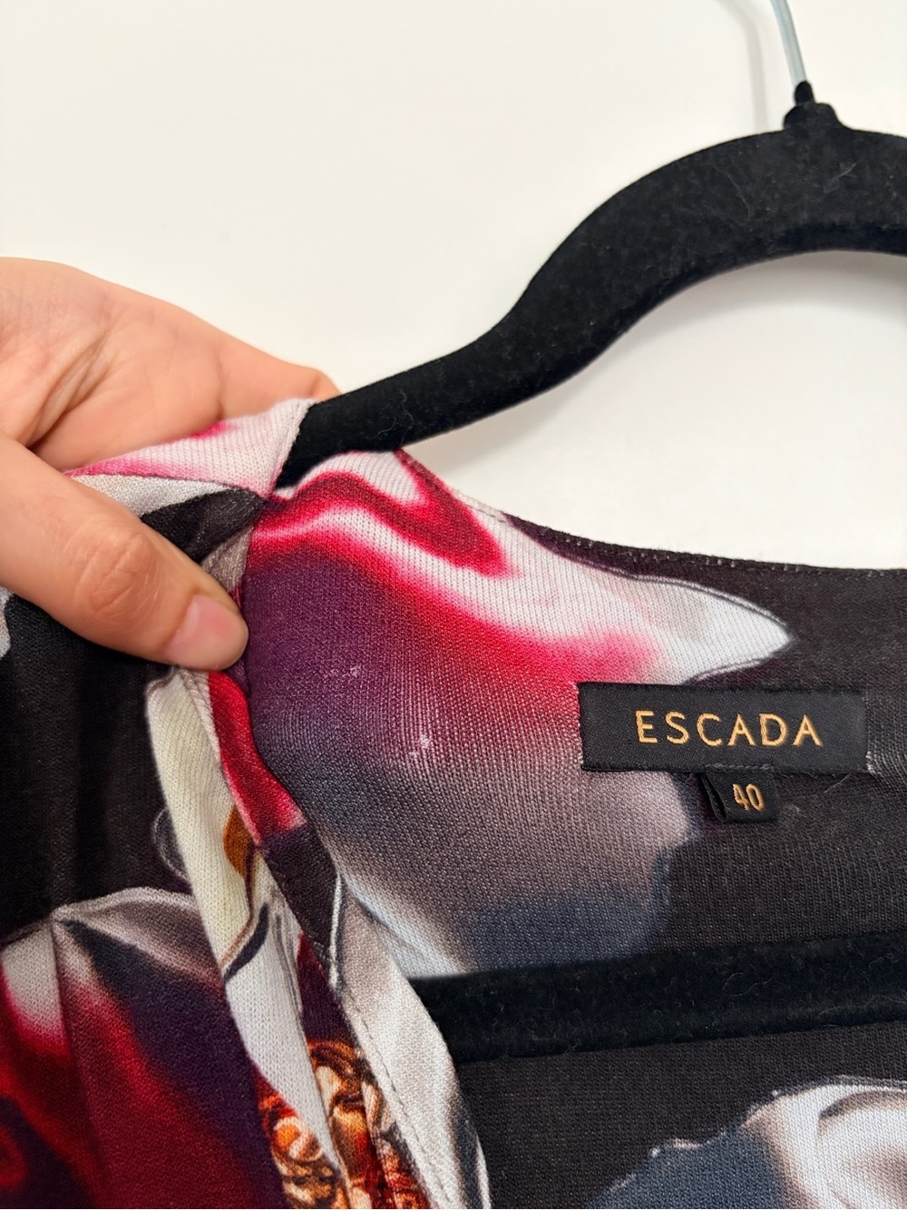 ESCADA Fantasy Manresa Stretchy Mid-length Dress - 40 - Picture 6 of 8